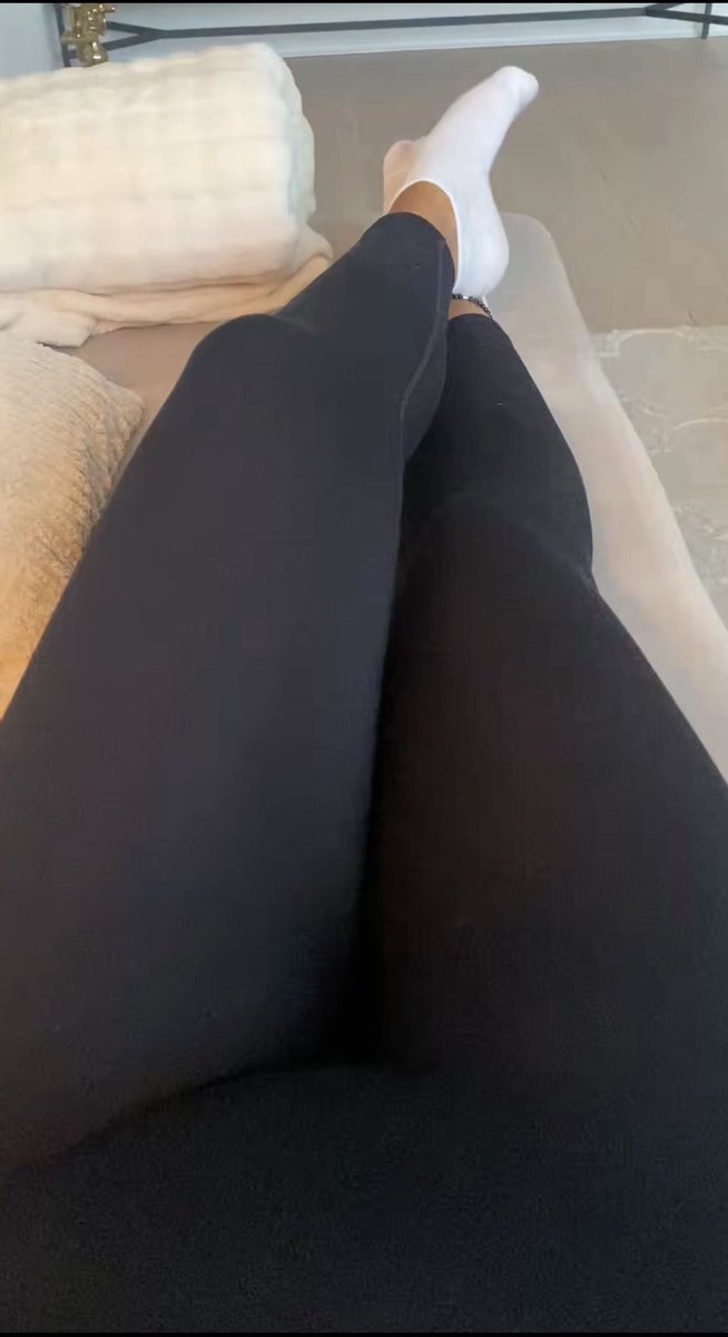 Arena385041011's tweet photo. 🥵🥵 https://t.co/G4rIUr6Q1K