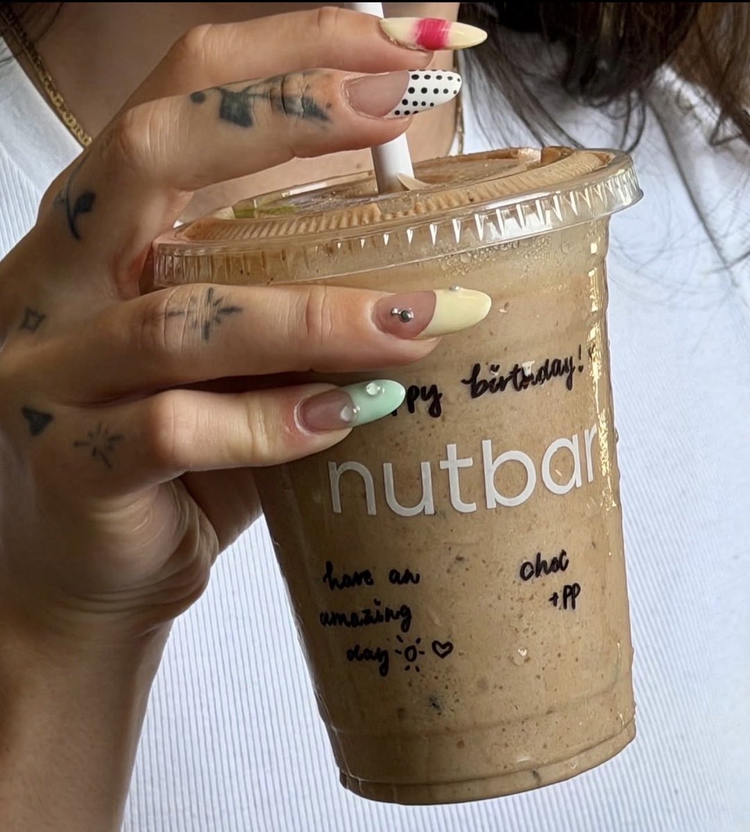 BloorYorkville's tweet photo. Happy Thursday, Bloor-Yorkville! 🥤✨ 

Fuel your day with a stop at nutbar’s Yorkville location for nourishing smoothies, fresh juices and wholesome bites. 💚

📍102 Bloor Street West 

#BloorYorkville #YorkvilleTO #TorontoEats #BYTime #Nutbar https://t.co/lr6McC62Dt
