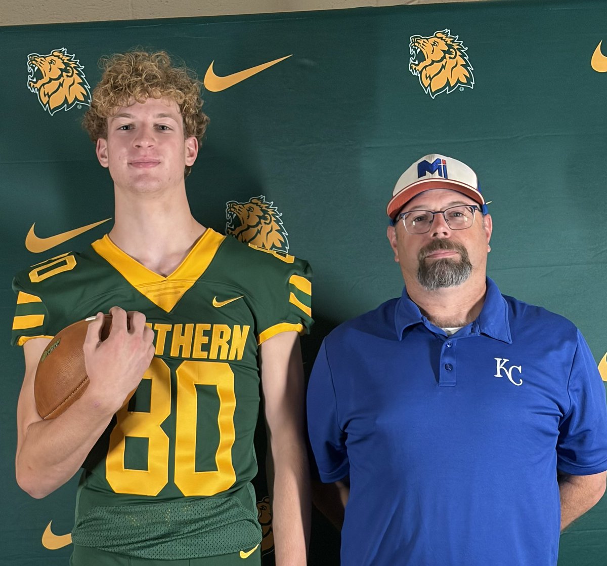 Westhemess42's tweet photo. After a great visit and camp I am blessed to have received my 4th offer to play college football for D2 Missouri Southern State University! Huge thanks to @CoachT_Cupp for the hospitality!!
@MOSOFootball 
@CoachT_Cupp 
@BishopMiege_FB 
@coachjonholmes 
@CoachAPearson 
#AGTG https://t.co/cFoGcUN0ew