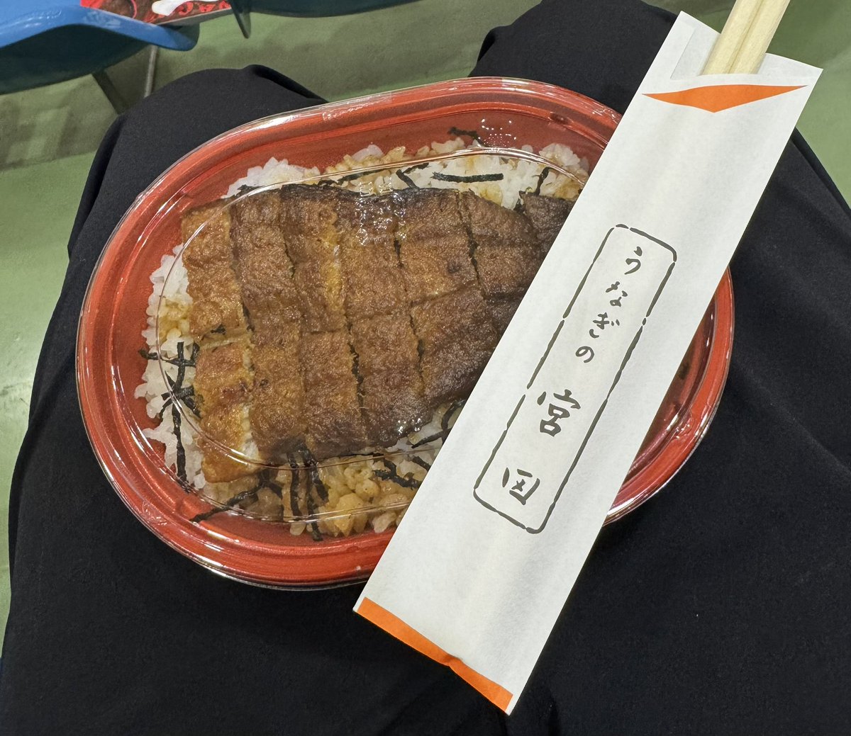 44hiko0315's tweet photo. 丑の日はうなぎ
ようやく食べれた桃アサイーボウル
#うなぎの宮田
#OHMYSWEETS https://t.co/hJjaf8Xymp
