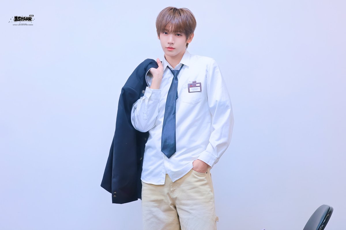 starr_ahof's tweet photo. 260730 팬싸

RUN TO YOU 직캠

#AHOF    #SHUAIBO
#장슈아이보  #아홉 https://t.co/ryV9ZHrPcj