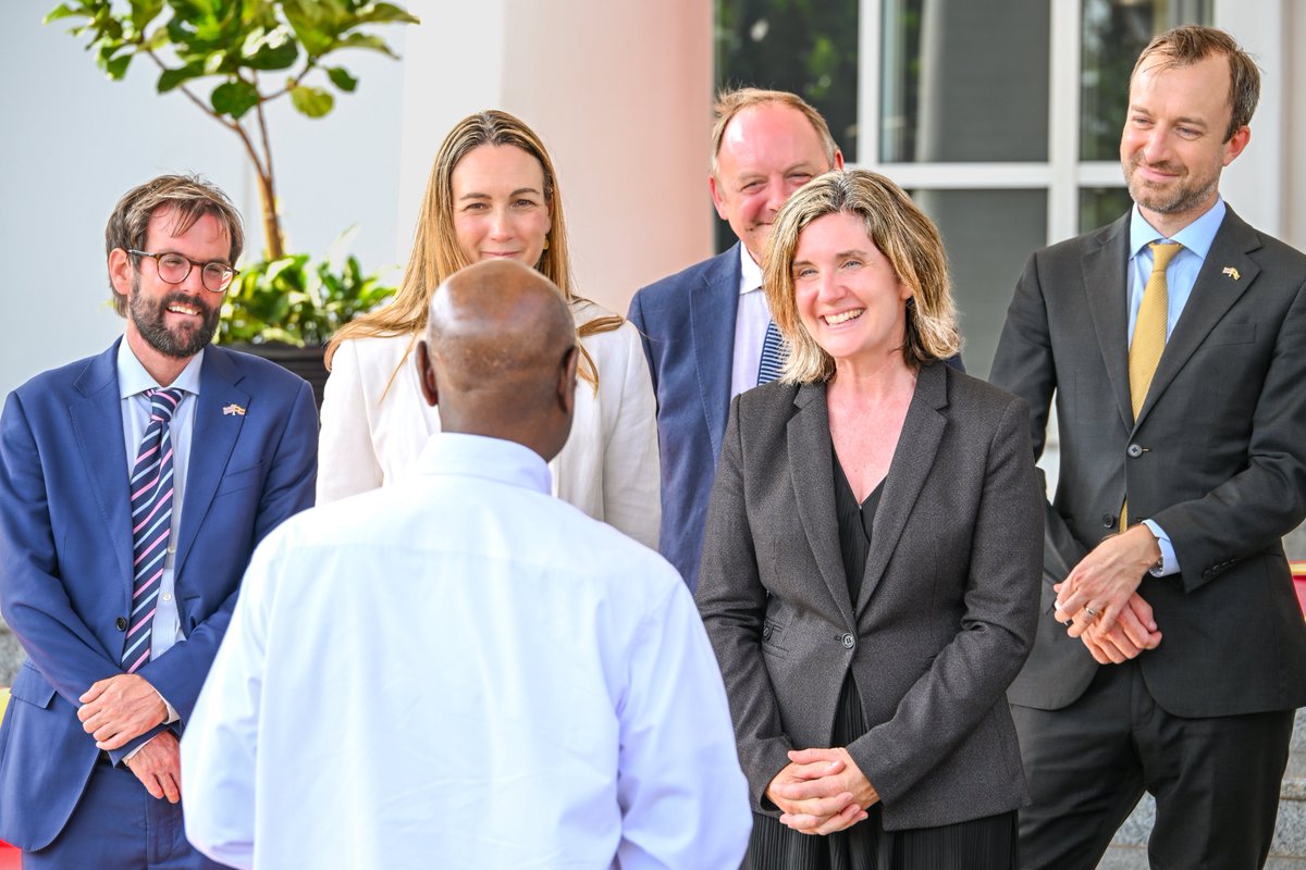 KagutaMuseveni's tweet photo. I welcomed Hon. Beccy Cooper MP, Chair of the UK All-Party Parliamentary Group on Global Health.

We discussed strengthening Uganda-UK collaboration in healthcare, particularly in medical training, skills transfer, and improving health service delivery. I also briefed her on Uganda’s successful defeat of the recent Ebola outbreak, which demonstrated the dedication of our health workers and the effectiveness of our response systems.