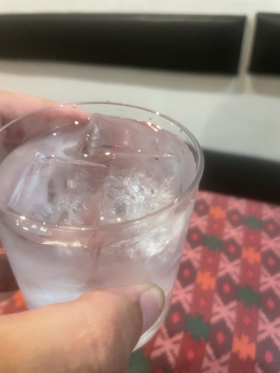 NotInkori's tweet photo. まだまだウーバー今月もやってます。
熱いです。空調服とネッククーラーと冷感スプレーと、1時間に一回はスーパーとかを練り歩いて不審者休憩挟んでます。

今月末にようやく仕入れ再開できると思います。

おっさんが頑張ってるからメッチャ水とかアイスくれたりする。 https://t.co/Aqd2EKMezt
