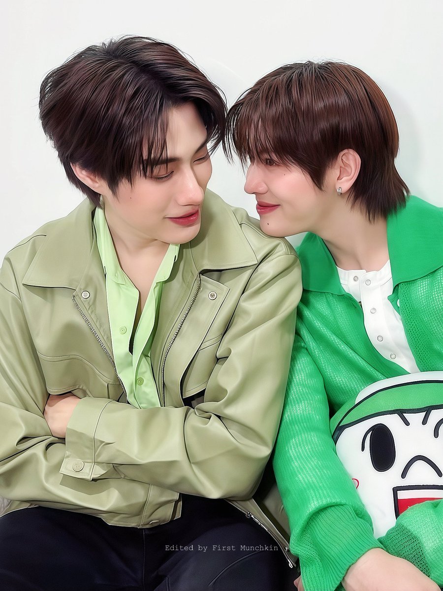 1stmunchk's tweet photo. น่ารักขนาดนี้ใครจะไม่ชอบ เนอะเติ้ล 🤭💞

#LINEMANถูกสุดทุกวันxTF
#TleFirstone  #เติ้ลเฟิร์สวัน https://t.co/TpgvEXQX8K