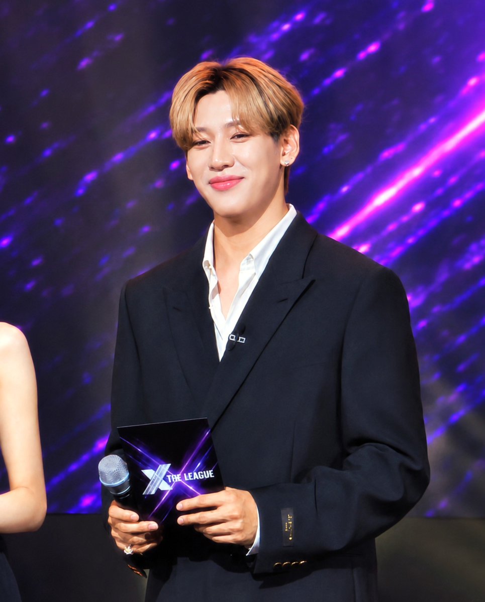 kmucorn's tweet photo. 눈에 별을 박은 너를 어떻게 사랑하지 않을 수 있겠어

#MCBamBamXTheLeague
#BamBam‌ #뱀뱀 @BamBam1A https://t.co/r8C9FvlXb5