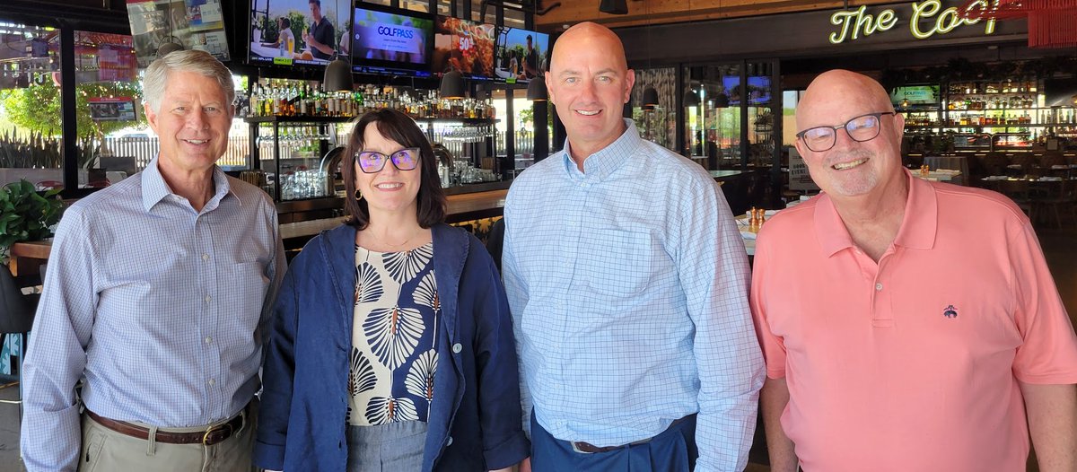 EVPLewis's tweet photo. With @EVPartnership @EVPHutch &amp; Board Member @ForvisMazarsUS Chris Jones, we welcomed Amanda Eaves (Partner, recently transferred from Texas) to the #phxeastvalley. Forvis Mazars is a global audit, tax &amp; consulting services firm with their main AZ office located in @Tempegov. https://t.co/O268HkQ7KF