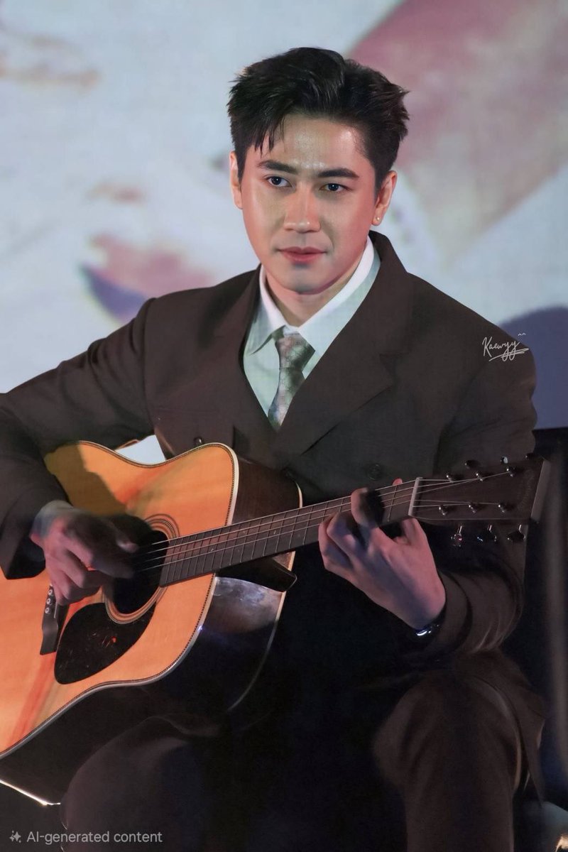 kaewyyyyy's tweet photo. เวอร์ชั่นรีมูฟไมค์ออกโดยพี่ @jewchewchew ขอบคุณนะคะ 🥰💕

#เหมันต์ตะวันรอนFinalEP #แจมรชตะ https://t.co/hjEhLHxEjV
