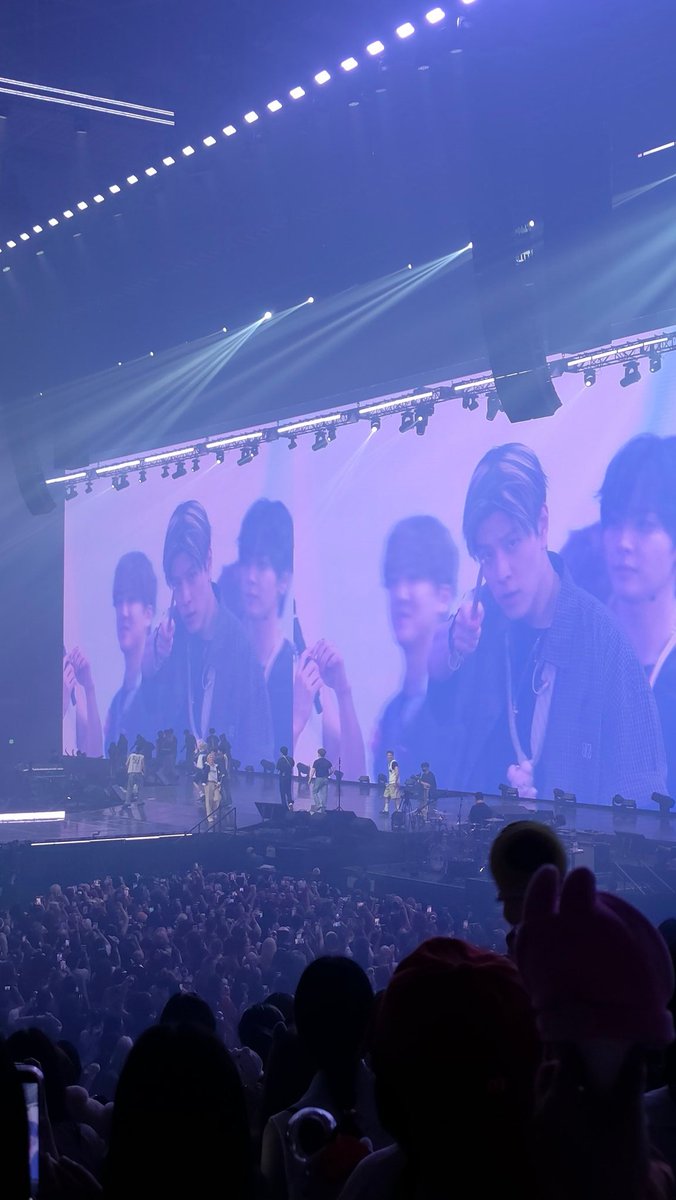 su_mrs_'s tweet photo. 帰ってきました、、、😢
人生楽しんでる！！！
生きてる実感が味わえた瞬間
StrayKidsに出会えて良かった❤️‍🔥
トロッコほんまに近くて何もできなかった←(拡大なし)鼻の下伸ばしスンも可愛い https://t.co/jee6qAlmVB
