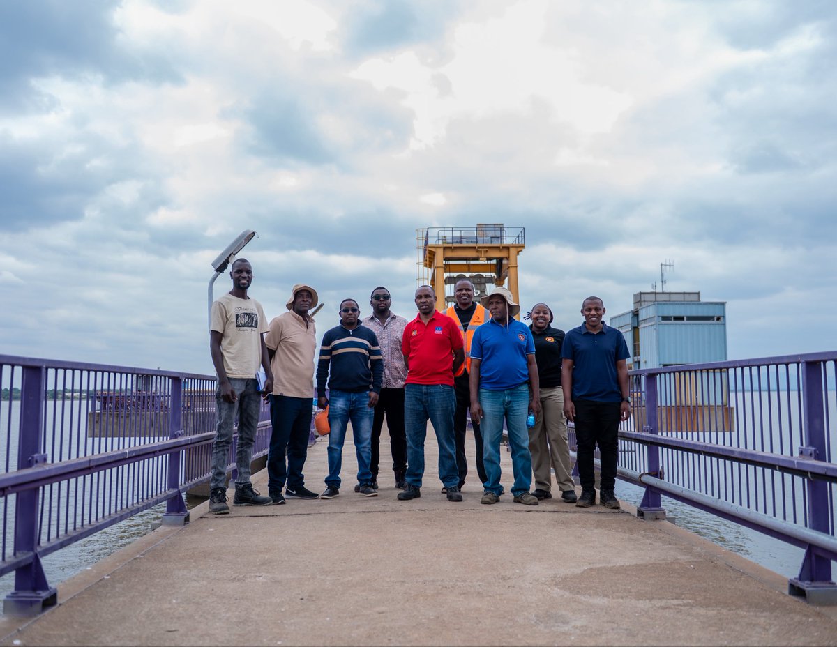 TEMBO_AFRICA's tweet photo. Read full blog: https://t.co/INj97ClouK

Photos by : @CollinesComms 

#TEMBOAfrica #TAHMO #KenGen #KMSA #EarlyWarningSystems #HydropowerResilience #ClimateAdaptation #FloodForecasting #Kenya #WaterSecurity https://t.co/rr2qxF6eKy