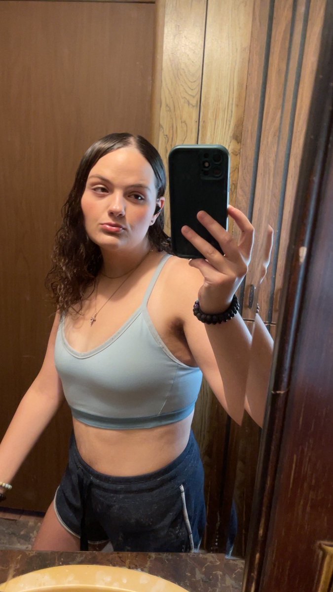 AvaHeart_22's tweet photo. Mmm.. I’ve been rlly horny recently 🤭😏 go check it out over on my page I’ll be waiting for you😘 #18 + Content #Sexy #Horny #NSFW #CuteGirls #OnlyFans #OF #Olderguys #Ass #Pussy #Onlyfanz #AdultContent https://t.co/X0mZWjtRH4