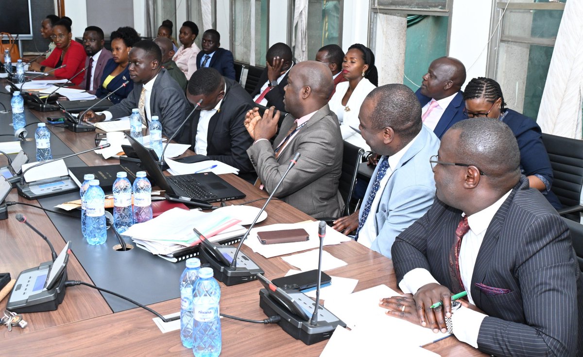 mofpedU's tweet photo. Finance Minister @henrymusasizi1 has today appeared before the Parliamentary Committee on Tourism, Trade and Industry to present and discuss the utilisation of Non-Tax Revenue (NTR) collections and budget performance by the Uganda National Bureau of Standards (UNBS).

Musasizi said over the last five financial years (FY 2021/22-FY 2025/26), @UNBSug approved budget increased from Shs 65.04 billion to Shs 133.83 billion, with budget releases ranging between 94 and 100 percent of the appropriated budget demonstrating consistent and timely funding support for UNBS’s planned interventions.

He explained that the temporary budget reductions experienced between FY 2022/23 and FY 2024/25 were a result of the global economic effects of the COVID-19 pandemic,adding that Government restored and more than doubled UNBS's budget,from Shs 62.975 billion to Shs 133.834 billion significantly exceeding the Bureau's Non-Tax Revenue collections. 

He said, increase in the budget demonstrates Government's strong commitment to strengthening Uganda's standards and quality infrastructure.

The Minister who was accompanied by the Director Economic Affairs, Moses Kaggwa and other senior officials further explained that Government reforms introduced in FY 2017/18 require all Non-Tax Revenue to be collected through the Uganda Revenue Authority. 

He noted that this reform aimed at minimising revenue leakages,improving revenue collection, accounting and transparency.

For the last five years,UNBS non-tax collections have grown from Shs 60.74 billion to Shs 87.68 billion.

On the proposal for UNBS to retain and spend  at source, Musasizi said UNBS has a Vote status  and should comply with the requirements of the Public Finance Management Act Cap.171 to remit all revenue collections to the consolidated fund without spending at source.

He advised  UNBS to develop comprehensive, well-costed strategic actions for implementation in line with its mandate.