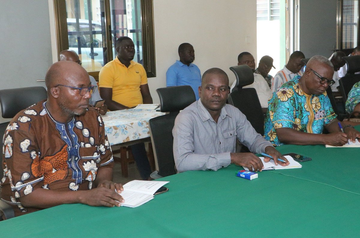 CommuneOgou1's tweet photo. #OdonItsu2026, la mairie d’Atakpamé et le comité d'organisation mobilise les forces vives de la commune OGOU1 pour une participation massive de la population à l'activité de salubrité #Atakpame Propre avant l'apothéose du 08/08/2026.

#Culture #Togo #Citoyenneté #Salubrité https://t.co/lQH2BMaF3Y