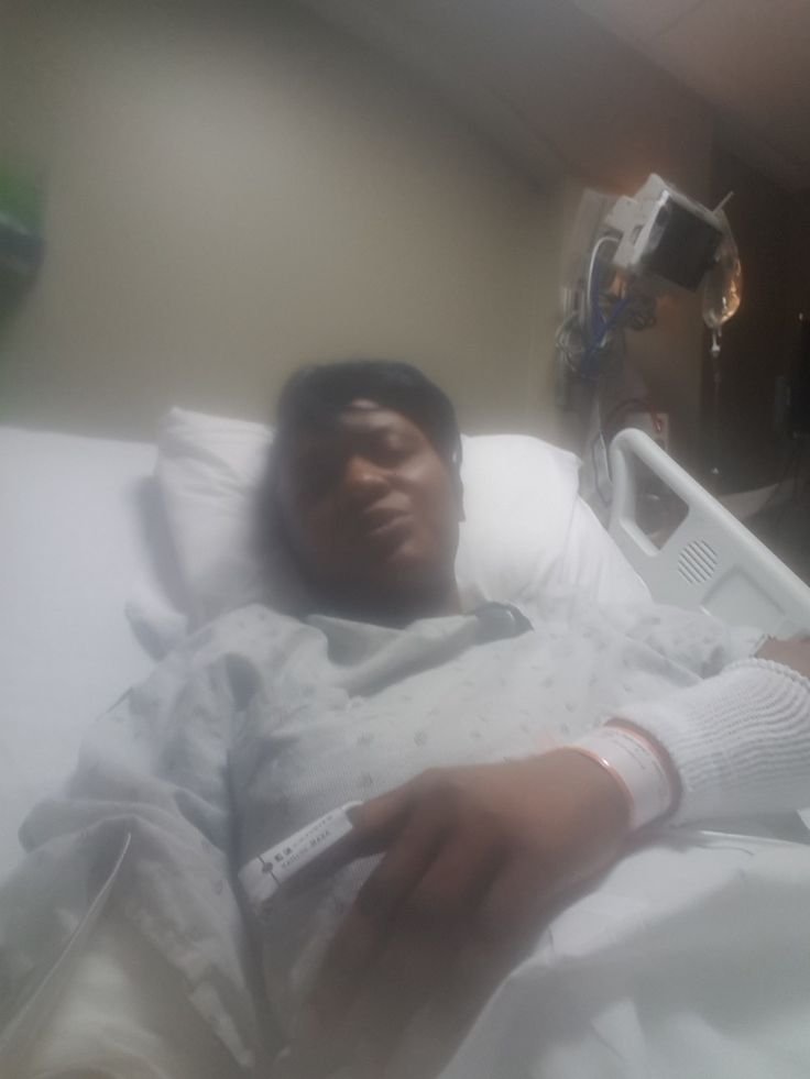 BigMickey_02's tweet photo. Yesterday my aunty diéd at the hospital shortly after she gave birth to a baby boy. My heart is shattered beyond words. After years of praying, hoping and waiting for God to bless her with a child, the day we had dreamed of finally came... https://t.co/8JzFpQoJHw