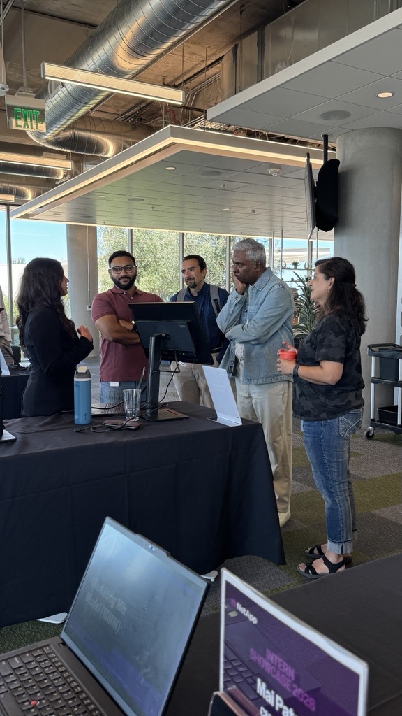 LifeAtNetApp's tweet photo. 🚀 NetApp interns are driving innovation NOW! Showcase highlights: impactful projects, fresh ideas, and recognition from our CEO & CFO. Want to make a difference from day one?
https://t.co/7ZOmdvT0FL
#NetApp #LifeAtNetApp #WhyNetApp #EarlyInCareer https://t.co/rLG4hc8ABN