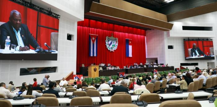 5deseptiembrecu's tweet photo. #DeCuba 🇨🇺 || Concluye hoy Séptimo Periodo Ordinario de Sesiones del Parlamento cubano https://t.co/s43Nqdkjx0 #CubaLegisla https://t.co/9Sr1PE78GI