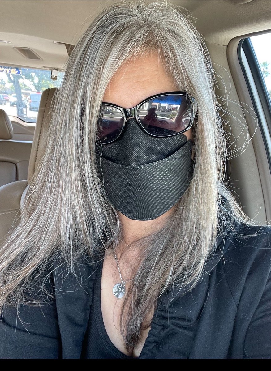 PJINTHEGARDEN's tweet photo. I should mention that I’m still masking indoors and that I believe Covid is more than a “flu”.Go ahead and unfollow me if that’s a problem 😂I’ve been personally affected by it. I had friends and coworkers who died and I have family dealing with long covid. I believe in science https://t.co/WmBaUkut4L
