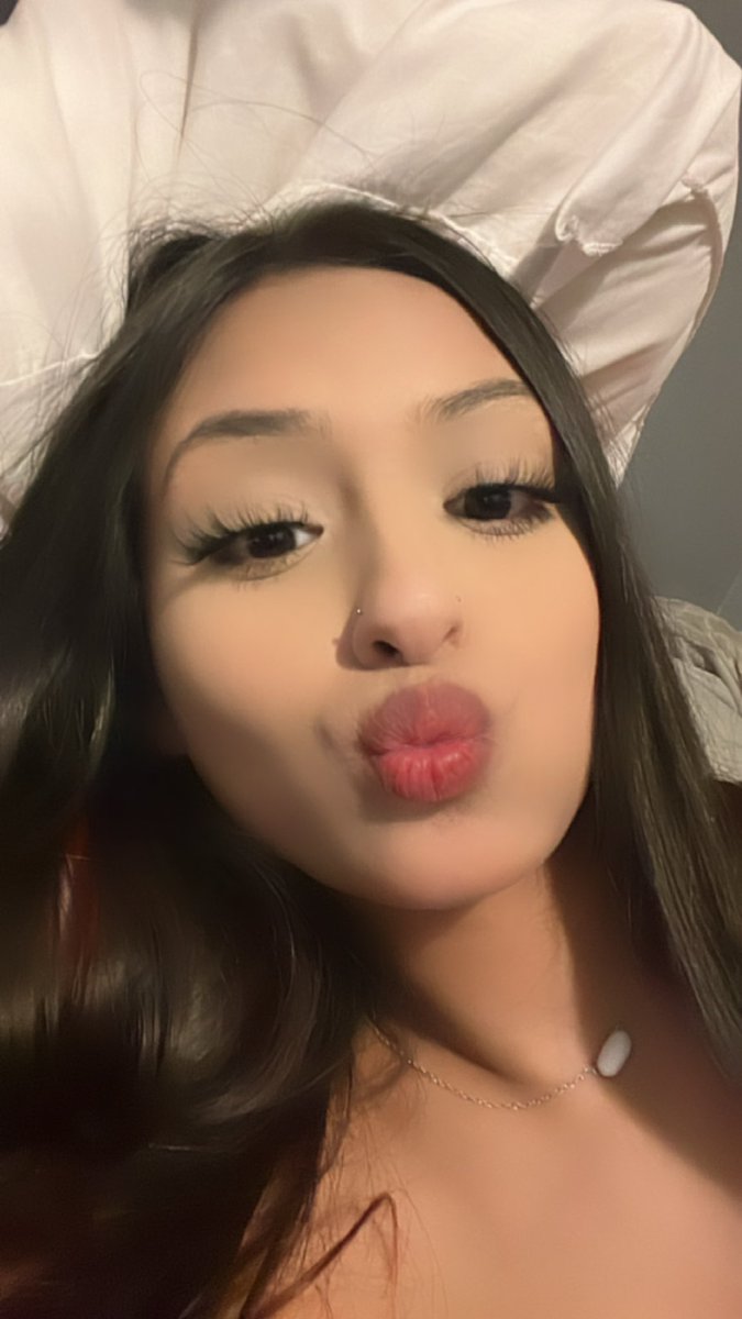 luvvvrosa's tweet photo. #tbt  gud mernin :p https://t.co/PqwMP6k1lx