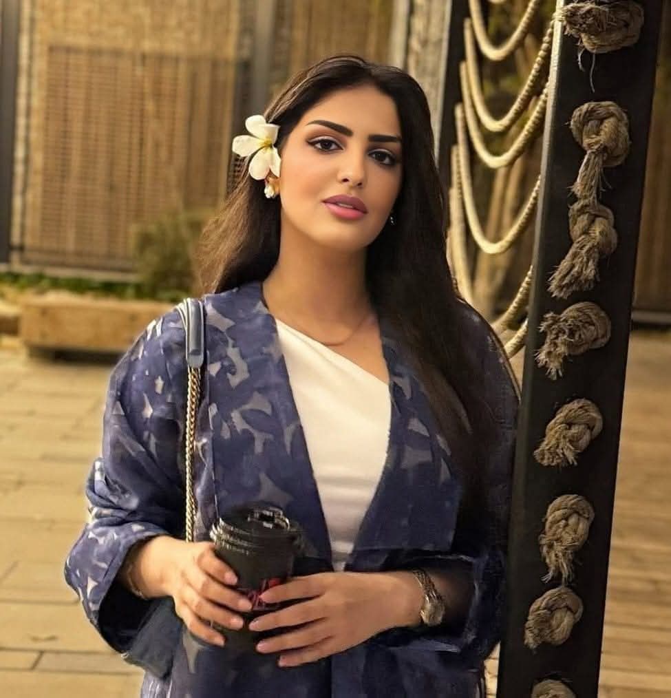 AlwlydNwf's tweet photo. كم المبلغ الي يحل جميع مشاكلك 💵💵💰😍
بكل صدق وأمانه   
ريتويت 
وعلق ب تم
وارسل اسمك ورقمك على الخاص وانتظر البشاره 🌹 https://t.co/DXMfeuYUdQ