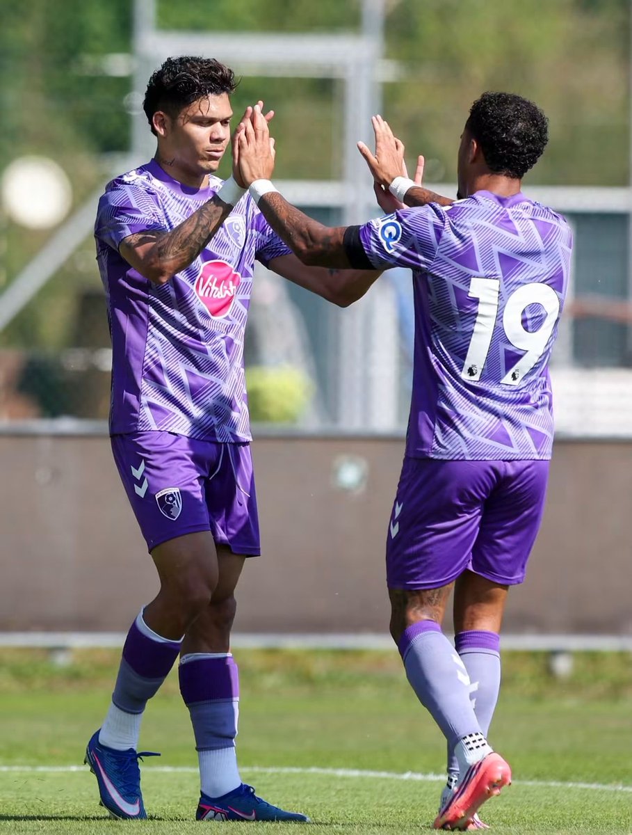 ThisIsNotMe35's tweet photo. When you see both shirts with the shorts and socks, I feel the sponsor looks more in proportion, as a whole kit.
Trouble is, vast majority of us won't be #fullkitwankers! 

#afcb -#afc https://t.co/iLYmyzaI7G