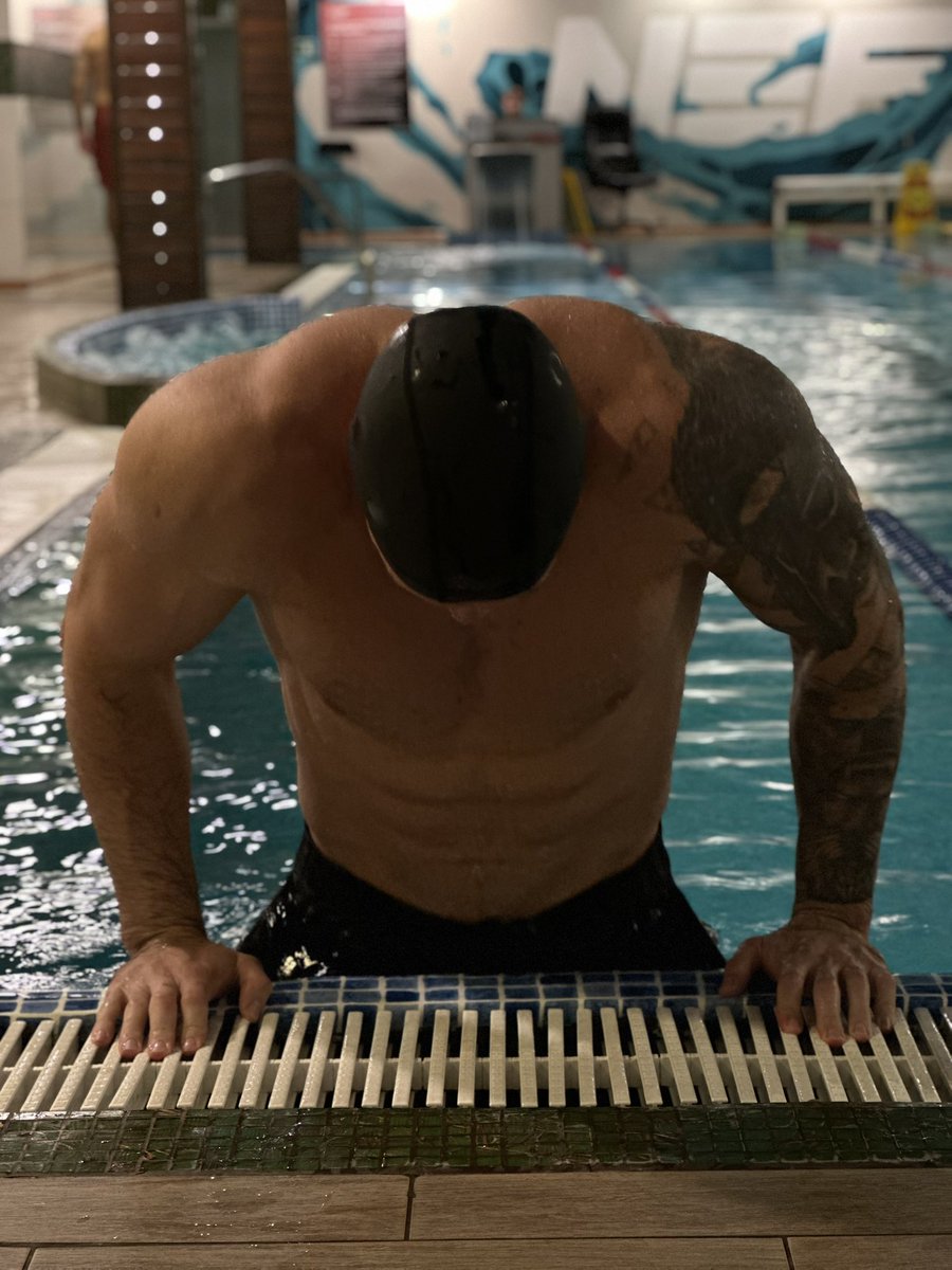SaimonBolwebnik's tweet photo. Люблю плавать 🏊🏼‍♂️ https://t.co/Dhxuav96jy