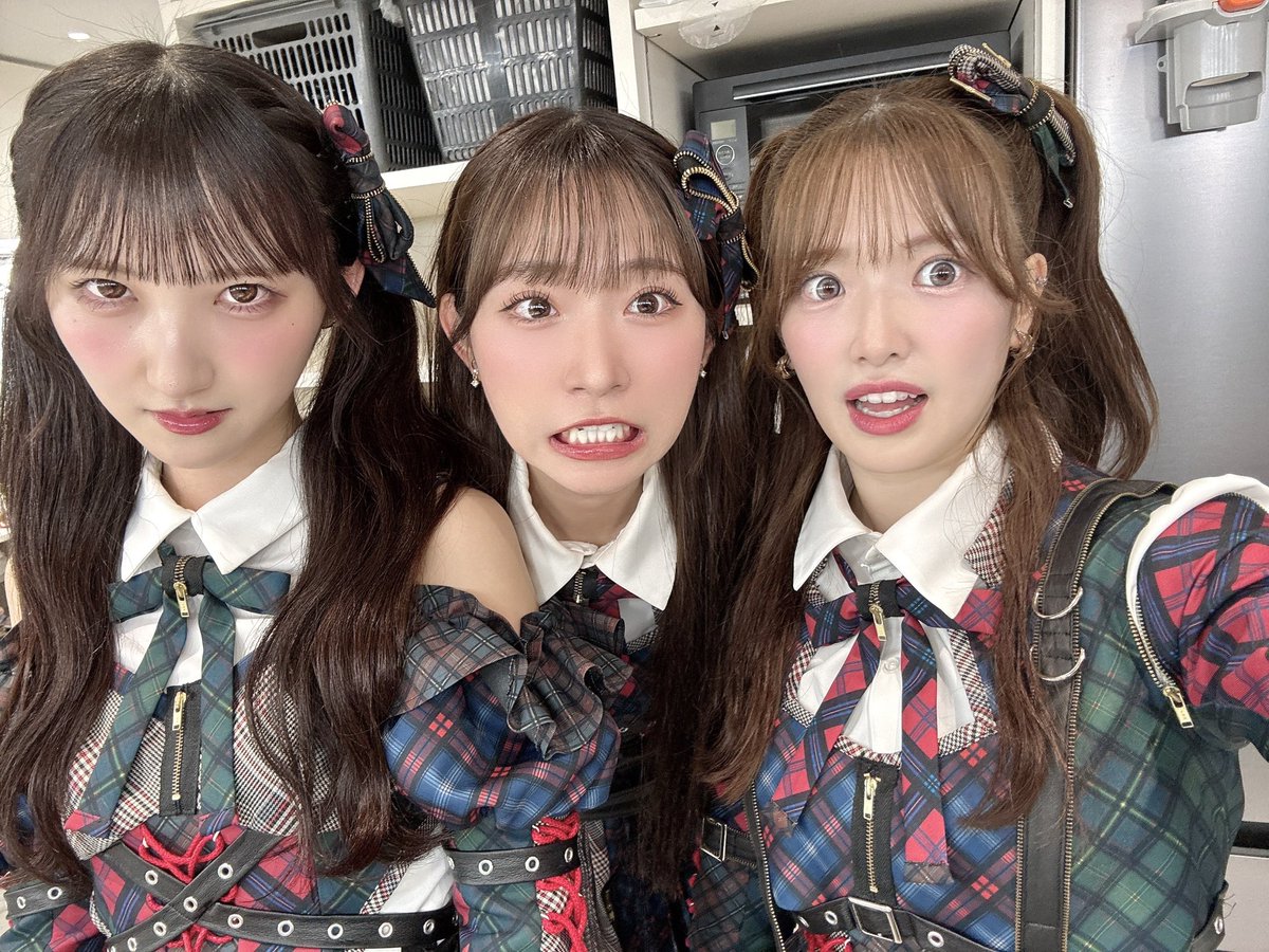 muto_orin's tweet photo. #ここからだ公演
ありがとうございました⸜( ˶ ̇ᵕ​ ̇˶)⸝

個人的7月ラスト公演でした🎐♡
8月もAKB48劇場ぜひ会いに来てね🫶🏻

そんな本日はハーフツインしたよ〜🐶🎀 https://t.co/LqWxfJpttI