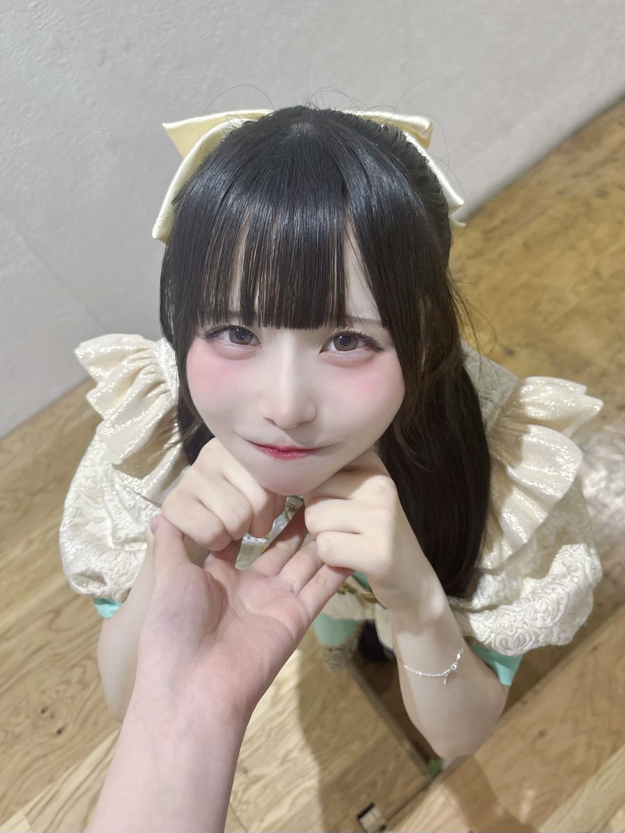 MRCR_himi's tweet photo. かまってにゃん https://t.co/LlJfW36xM2