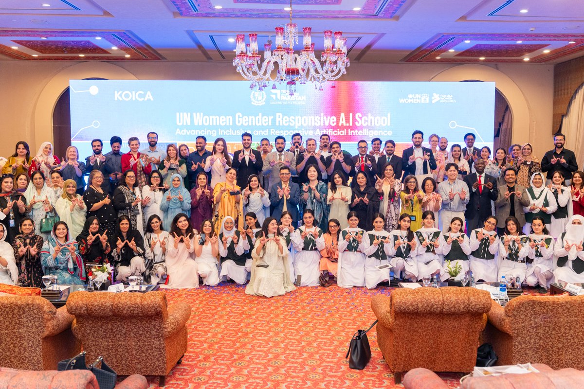 unwomen_pak's tweet photo. Thank you for joining us at the grand launch of the UN Women Gender-Responsive AI School Pakistan! ๐
The launch is just the beginning. Together, we're building an inclusive AI future for Pakistan.
@MoitOfficial @KOICA_PAKISTAN
#GenderResponsiveAI #DigitalPakistan #WomenInAI https://t.co/OjuiqjMNBV