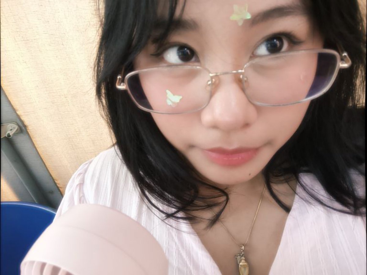 yoimehya tweet picture
