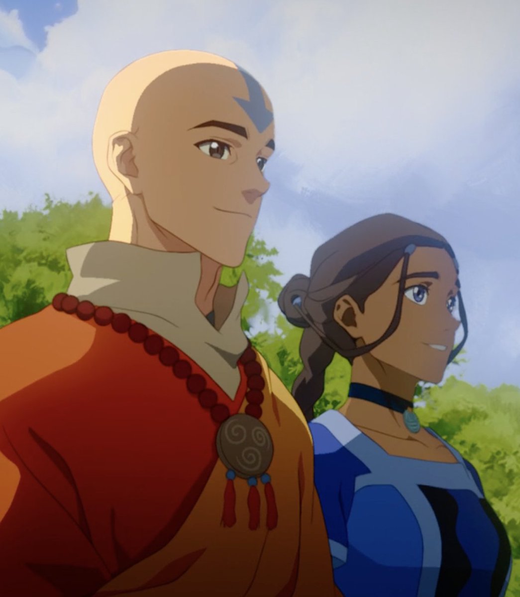 aerithsclouds's tweet photo. i just know katara ugly cried when aang came home with blue beads (most likely her loopies btw) weaved into his airbending master necklace, cause unlike his haters katara knows what it means to aang. https://t.co/op0cw6Gx02