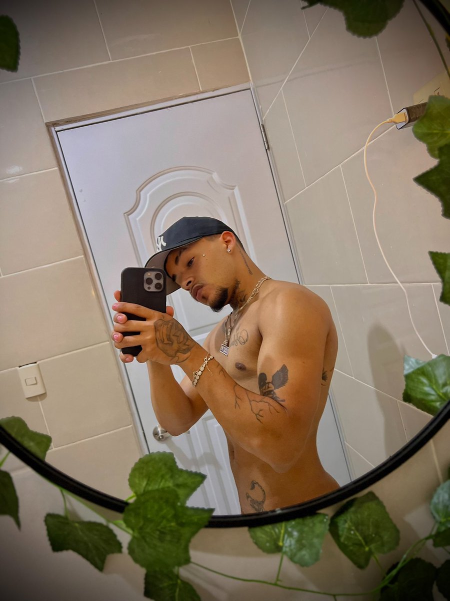 19Dwarf's tweet photo. Ya me siguen en ig.👀

https://t.co/PKJoO79CsI https://t.co/I8WIH60V0Q