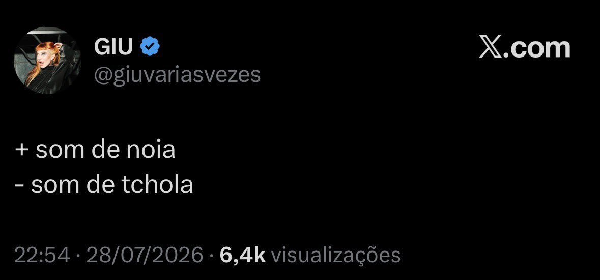 eugabsantana's tweet photo. Recorrer a homofobia não vai fazer teu set deixar de ser uma bosta ou te tornar mais dj, Giu.  A comunidade lgbtqia+ construiu essa pista, então não vai ter “- som de tchola”, vai ter que aceitar cada vez mais a gnt ocupando os espaços. https://t.co/g4vyCUHAWv