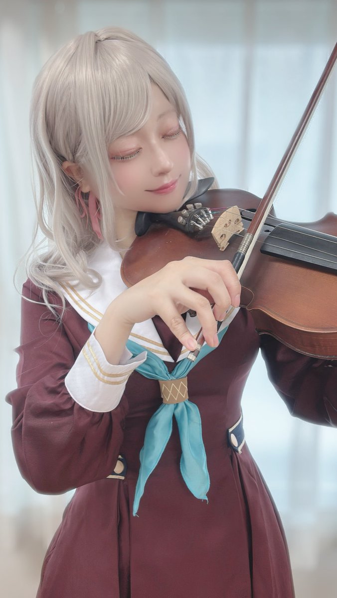 syokupan_natto's tweet photo. 🎻🎶 https://t.co/F3T2Sk2OnO