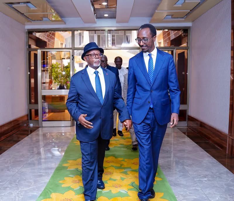 MFAEthiopia's tweet photo. Minister of Foreign Affairs, Gedion Timothewos, today held discussions with the Minister of External Relations of Cameroon, Lejeune Mbella Mbella, on bilateral and continental issues.

The two ministers noted that Ethiopia and Cameroon enjoy strong and longstanding diplomatic relations.

As the two countries prepare to commemorate the 60th anniversary of the establishment of diplomatic relations, they discussed ways to strengthen economic cooperation beyond their existing political and diplomatic ties.

Cameroon's Minister of External Relations, Lejeune Mbella Mbella, congratulated Ethiopia on the successful hosting of the 49th Ordinary Session of the Executive Council of the African Union. He also expressed his support and appreciation for Ethiopia's decision aimed at strengthening the African Union's financial capacity.