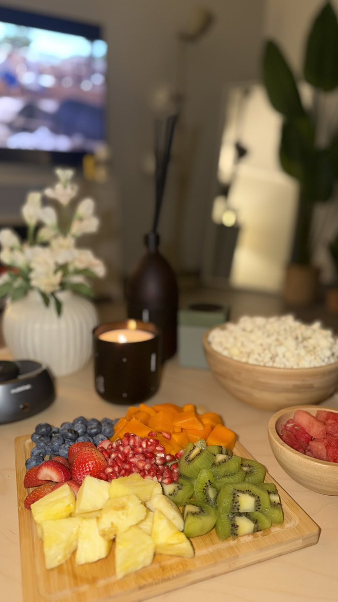 JoumanaAlali's tweet photo. Late night snack 🤍 https://t.co/DvSFoBUooy