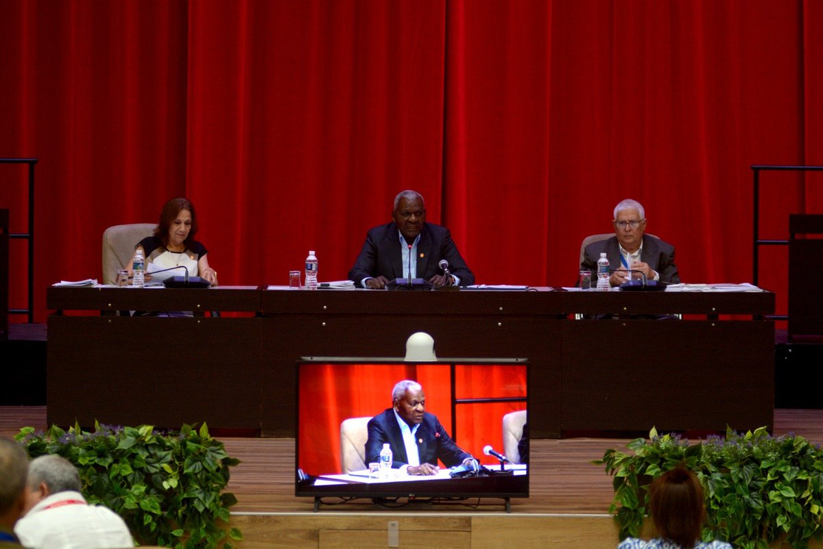 GladysArtemisa's tweet photo. Hoy  el VII  Período Ordinario de la 
@AsambleaCuba
  con temas CLAVE para el futuro del país 🇨🇺

📌 Se analizarán la Ley de Vivienda 🏠 y el Código de Trabajo 📋, actualizados a las nuevas transformaciones económicas y sociales.
#PoderPopular 
#ArtemisaJuntosSomosMás https://t.co/qVr1kFKm9e