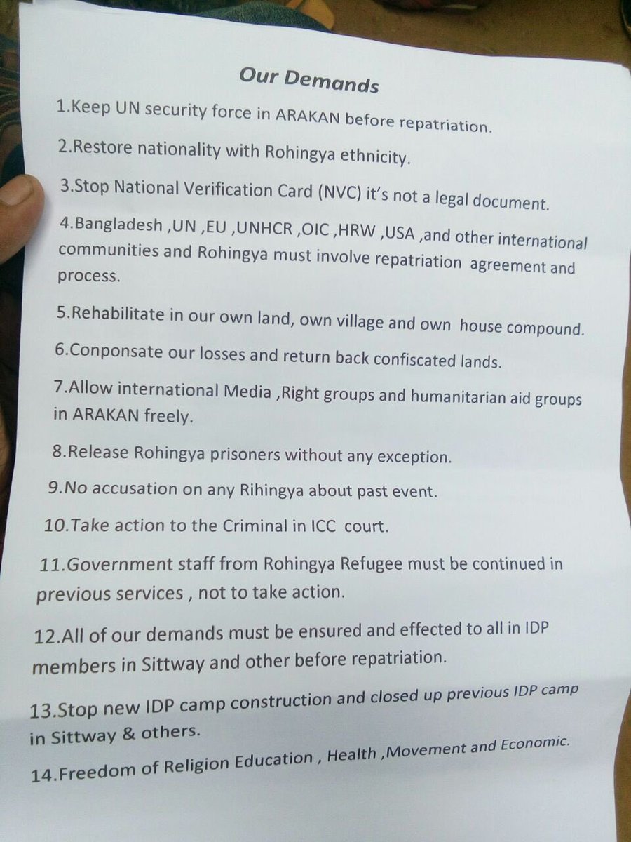 asrulmm's tweet photo. Kalau tengok senarai ‘demands’ dari puak Rohingya ni, hangpa agak agak Myanmar setuju tak?

Jadi secara realistiknya, adakah mereka akan terus berkeliaran di Malaysia beranak pinak bercucu cicit hingga populasi mereka berkembang berjuta?

Ini bukan masalah Malaysia in the first place. Kita DIPAKSA menerima puak ni, ditambah pula dengan gerakan yang membawa masuk mereka secara haram.

Dan katakanlah, bila populasi dah berkembang berjuta + dah menetap berpuluh tahun berbilang generasi… agak agak depa nak balik Myanmar tak, walaupun keadaan negara depa masa tu dah ‘tenang’?

Inikah masa hadapan Malaysia?