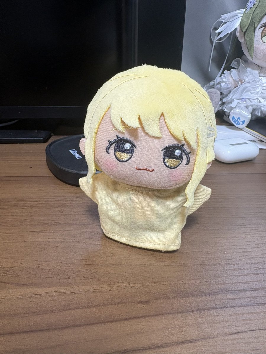 chibinui49's tweet photo. 歪みすぎ？バケモン？きもすぎるから生まれてこない方が良かったのにポーズ取ってて最悪…… https://t.co/IGKaeNZ6FY
