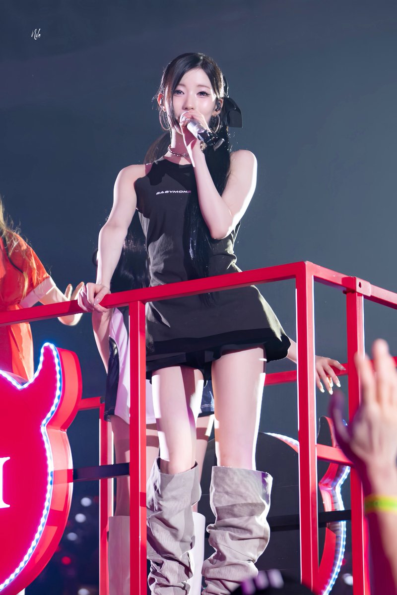 Nile4u_'s tweet photo. 260729 World Tour [춤 (CHOOM)] in Fukuoka

アサちゃん🖤

#BABYMONSTER #ASA #아사 https://t.co/lGEnYxyvWn