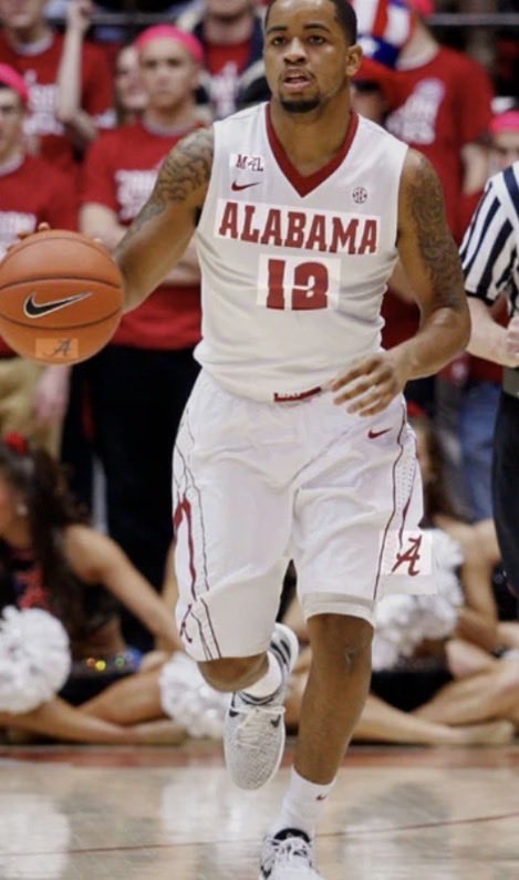 bigwillynoah15's tweet photo. Happy Trevor Releford Thursday to all who celebrate https://t.co/tSVX26msB1