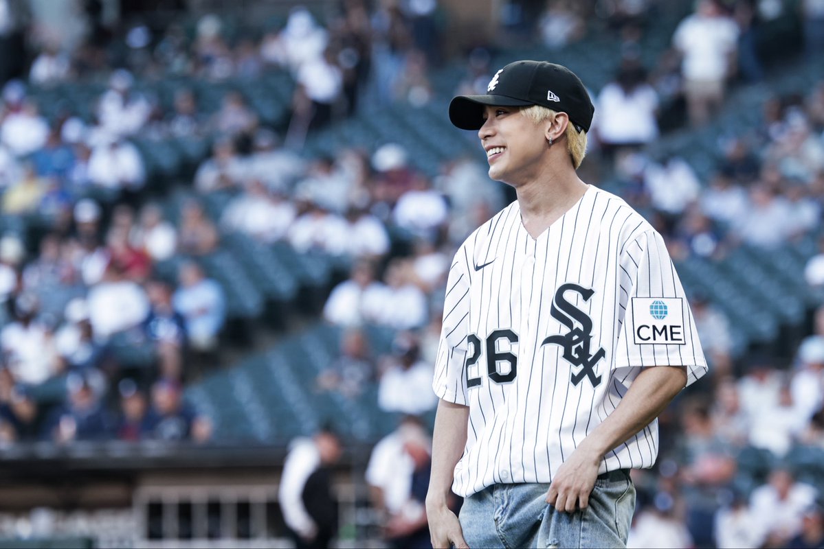 SB19Official's tweet photo. It was an honor to represent the Philippines once again, this time on a different stage as the first pitch field representative for SB19 ⚾️

Thank you, White Sox, for the incredible opportunity and warm welcome!

#SB19 #SB19_JOSH #UySB19 🐐🇵🇭 https://t.co/mYpoZC8DVa
