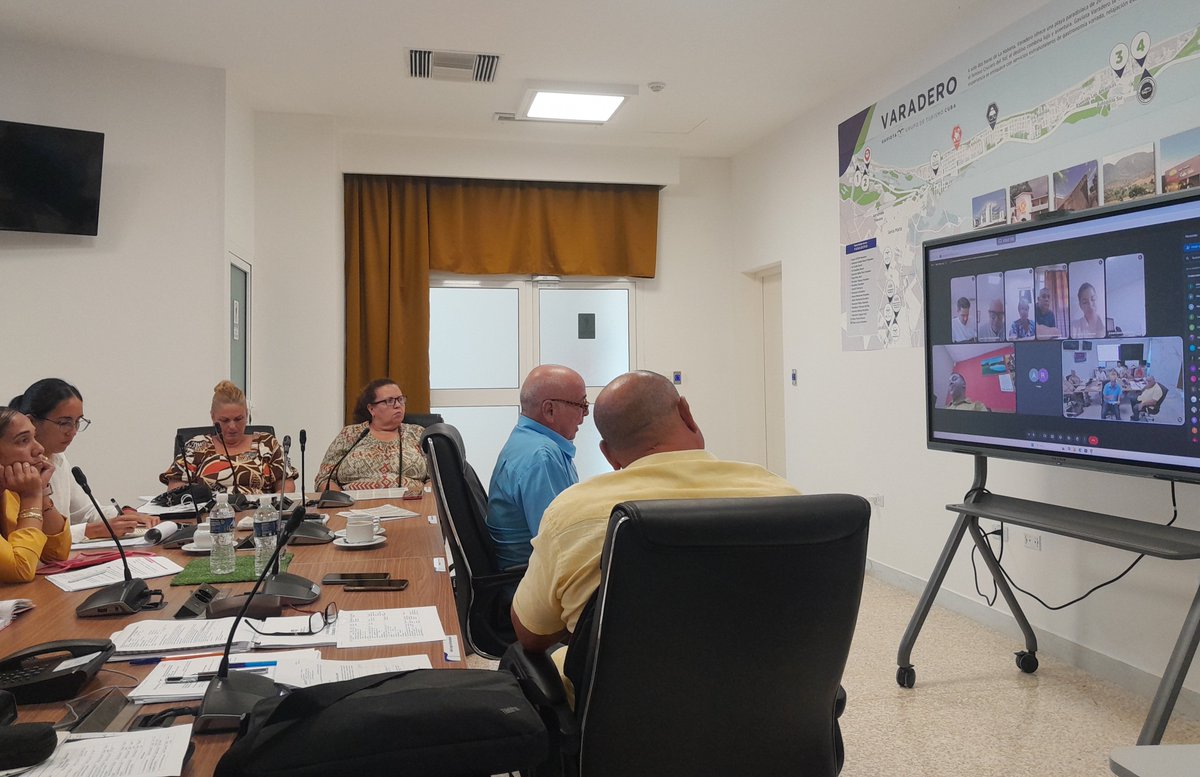 JasielOjito's tweet photo. 📲 Directivos de #GaviotaVaradero se conectaron por videoconferencia para organizar las acciones rumbo al centenario del líder histórico de la Revolución Cubana Fidel Castro Ruz.🇨🇺
💪 Compromiso, unidad y orgullo para honrar su legado y seguir impulsando el turismo cubano. https://t.co/cOtXR9PlG7