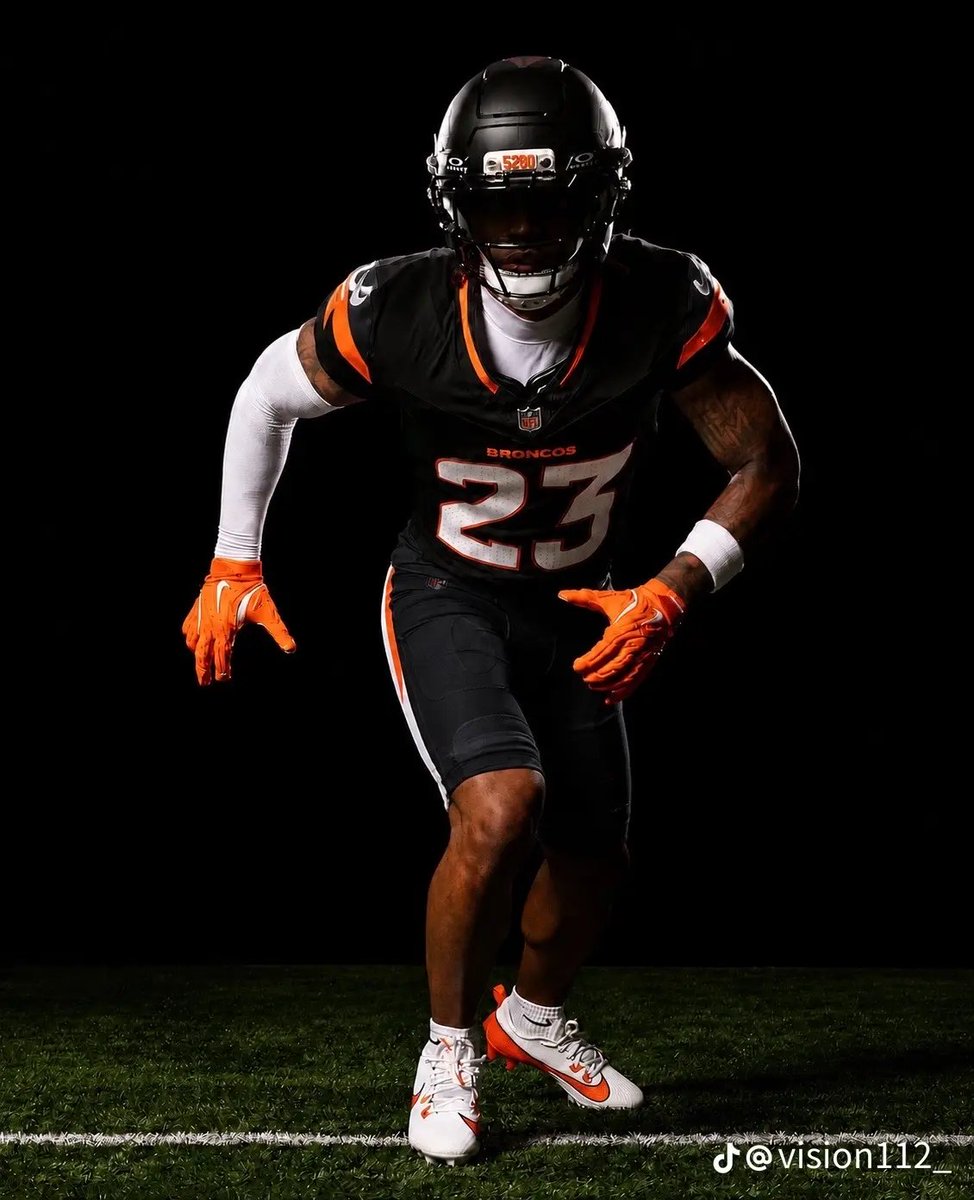 CosmicBronco10's tweet photo. A yoo,These NFL rivalries-inspired uniforms are low-key 🔥!

People are going to say this gives off Cincinnati vibes because of the orange and black, but this matte helmet concept looks incredible on the Broncos' kit. Clean, aggressive, and modern. https://t.co/Rc4suUWp1m
