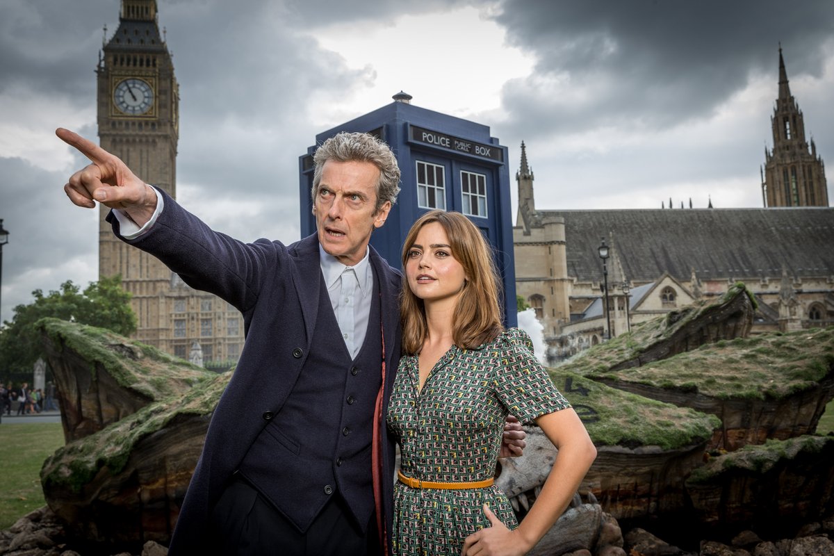 brinatello's tweet photo. ✨ The #TwelfthDoctor had great friends like #ClaraOswald, #BillPotts, and #Nardole, who all went on adventures with him through time and space. 🤗💖 #DoctorWho #PeterCapaldi @Jenna_Coleman_ #PearlMackie @RealMattLucas #InternationalFriendshipDay #InternationalDayOfFriendship ✨ https://t.co/dpgFo3KzSf