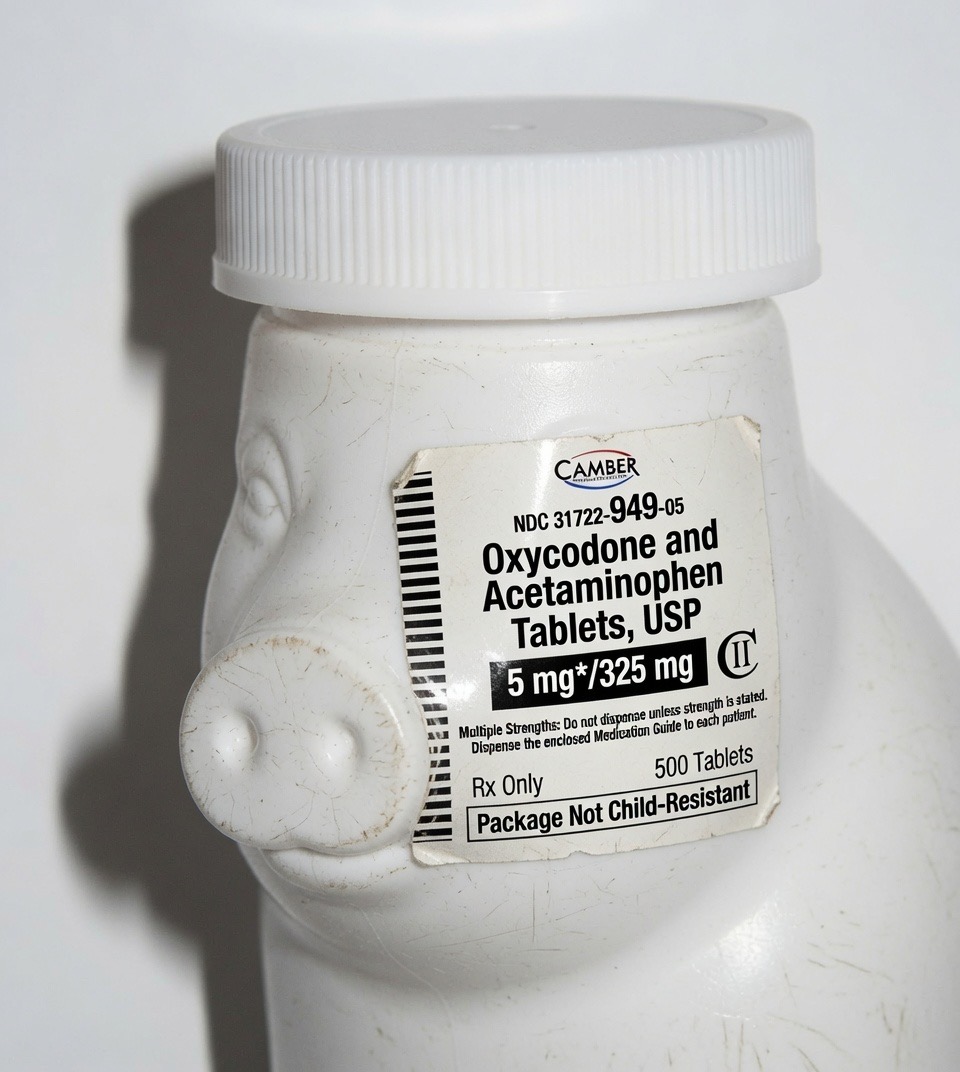 alpacaskreet's tweet photo. Controlled Substance Pharma Wigger Pigs RX https://t.co/nEi1R59eYe