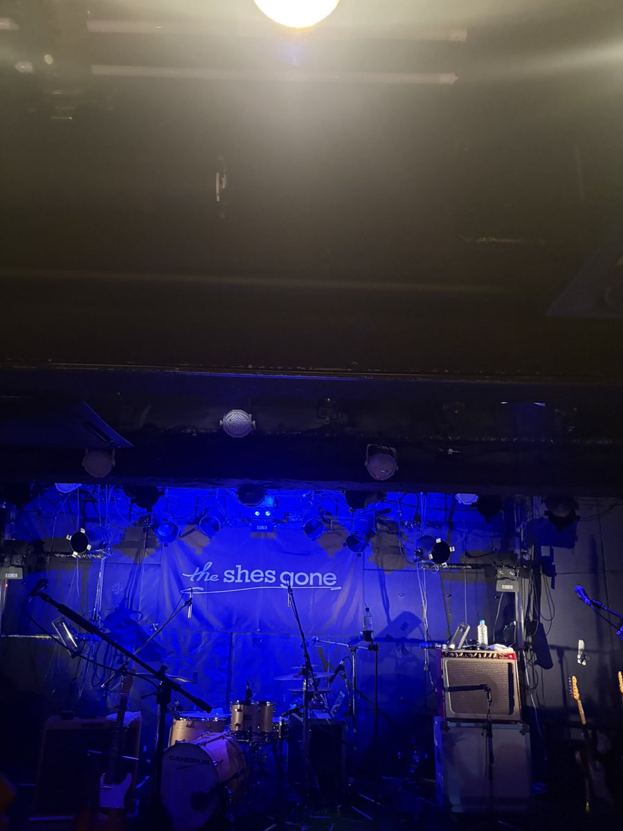gndnl8's tweet photo. シズゴをずっと求めてるしシズゴが人生、ずっとだいすき（ ;  ; ）特にずっと聞きたかった曲もきけて、一緒に楽しんで泣いてしんみりして、この先も忘れられない時間になった（ ;  ; ）♡

 #theshesgone https://t.co/zC4llsFGHl