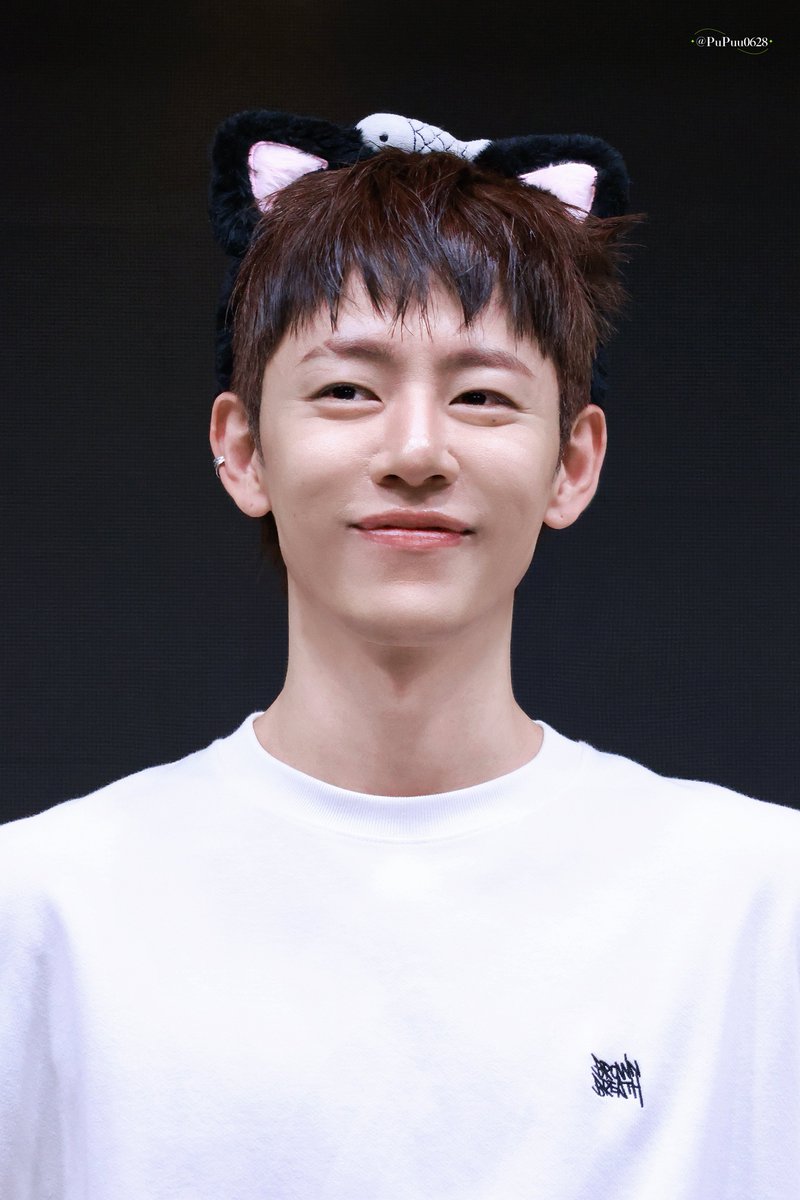 PuPuu0628's tweet photo. 260723  interAsia 대면 팬싸 

ٍ ٛ ⁔.  ̫ .⁔ٛ ٍ

냐옹냐옹～

@official_JDH93 
#정대현 #JUNGDAEHYUN 
#郑大贤 #チョンデヒョン
#PUZZLOVE https://t.co/4NMdtBLy83