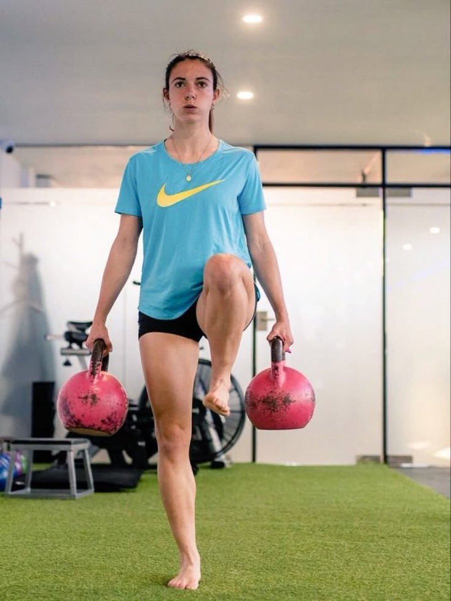RoyalAlexiaAC's tweet photo. Aitana Bonmati Getting ready for the new season ! Visca Barca ❤️💙 https://t.co/HFha035g91