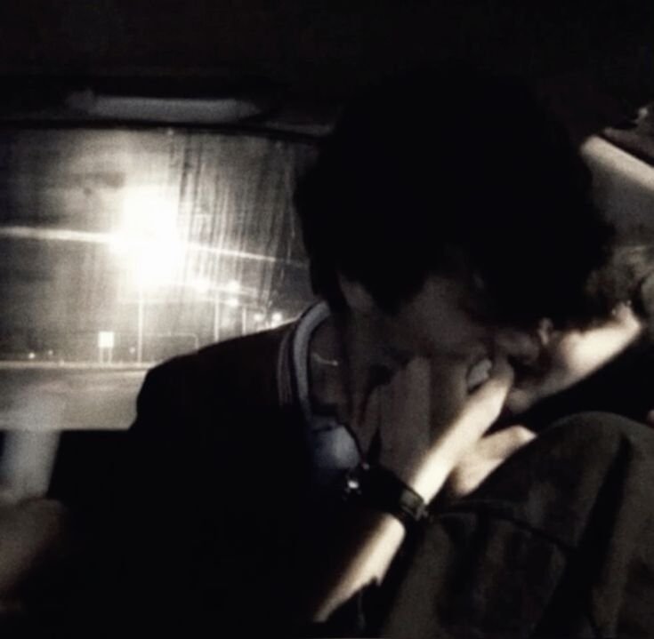 yiyilvsteo's tweet photo. Si tu novio te deja solo. 🫐
╰┈➤ #MoraKenn #KenMora
Dónde Knn tiene un idiota por novio
O
Dónde G¡l está cansado de ver cómo tratan al chico que le gusta. https://t.co/G4T6UKuGUk