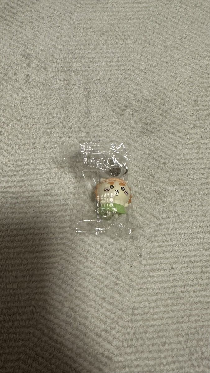 OmOchi_4's tweet photo. ちいかわ 映画 特典
海辺のキラキラクリアカード
おすわりぬいぐるみ

【譲】シーサー(特典とカード)、ちいかわ(カード)、うさぎ(ぬいぐるみ)

【求】 モモンガ(カード、ぬいぐるみ)、ラッコ(特典)

東京駅、秋葉原、TOHOシネマズ日本橋にて受け渡し＞郵送
検索からもお気軽にお声がけ下さい。 https://t.co/9G0T4J7uiD