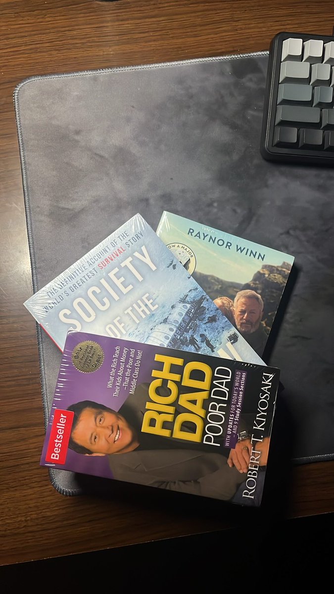 q888uo's tweet photo. 📚 https://t.co/DCOdQBAUIP